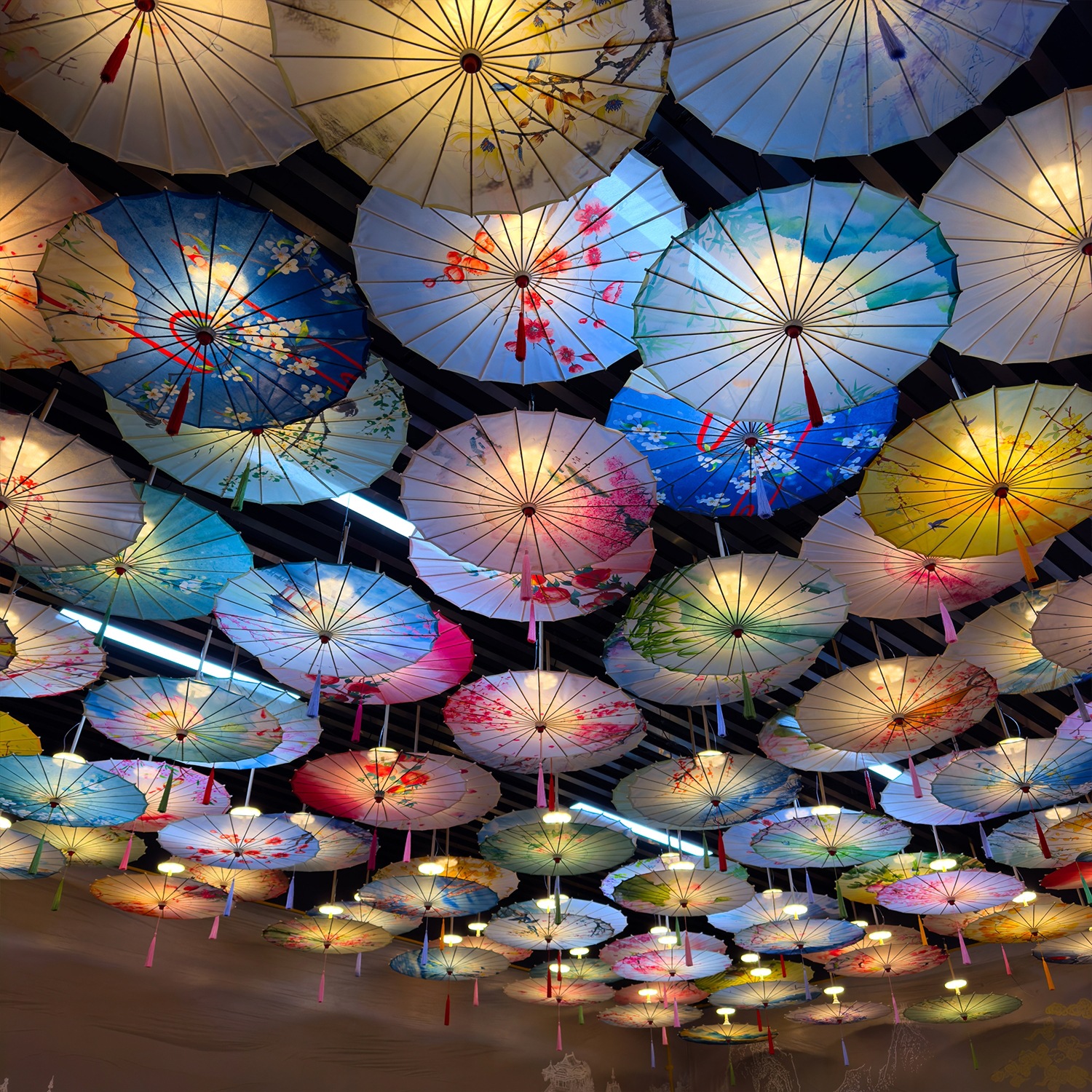 Indoor and Outdoor Umbrella Light Ancient Style Oil Paper Umbrella Hotel Decorative Umbrella Ceiling Chinese Style Classical Ancient Chinese Clothing Umbrella Props