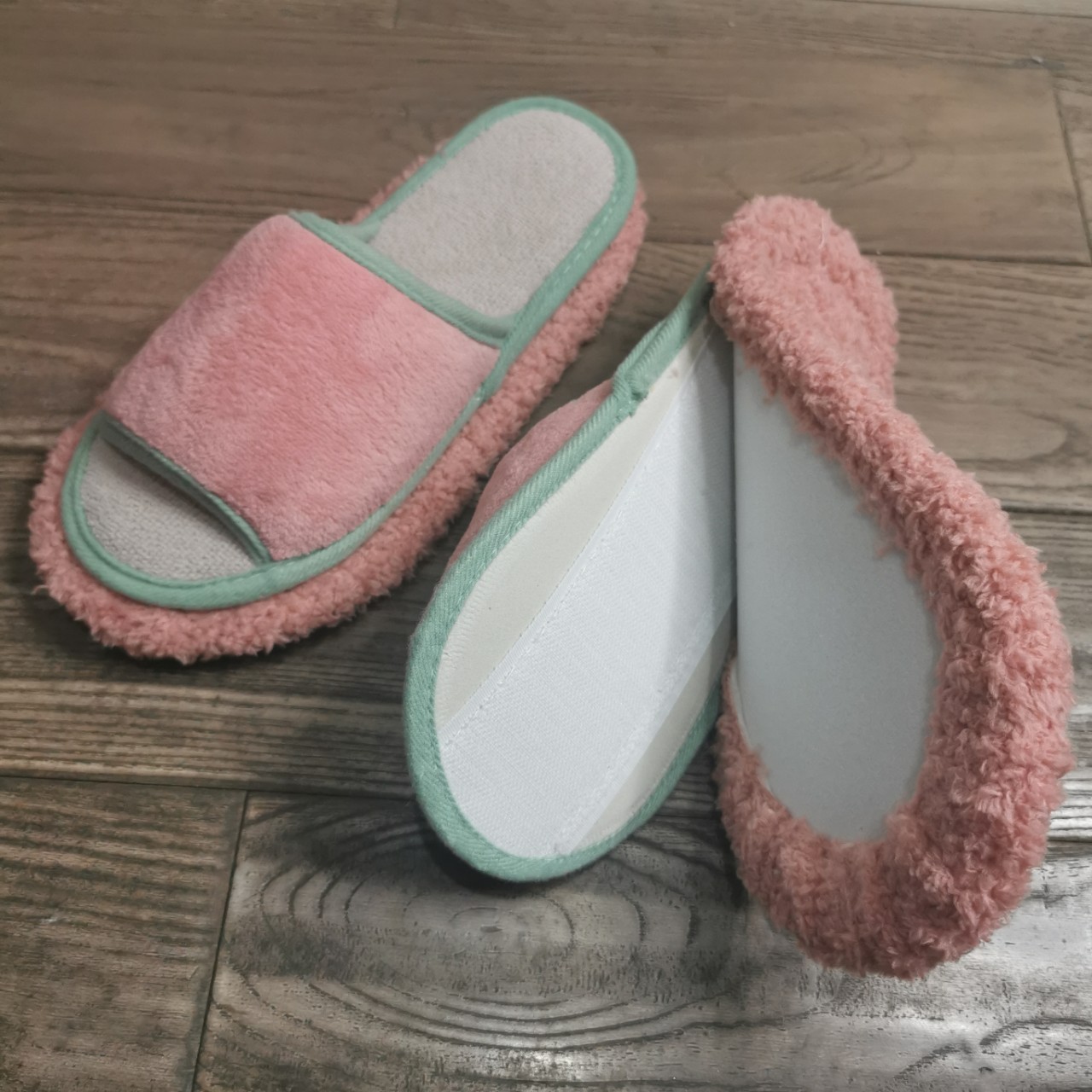 Solid Color Japanese Style Simple Couple's Erasable Floor Sweeping Wooden Floor Tile Cleaning Slippers Lazy Slippers