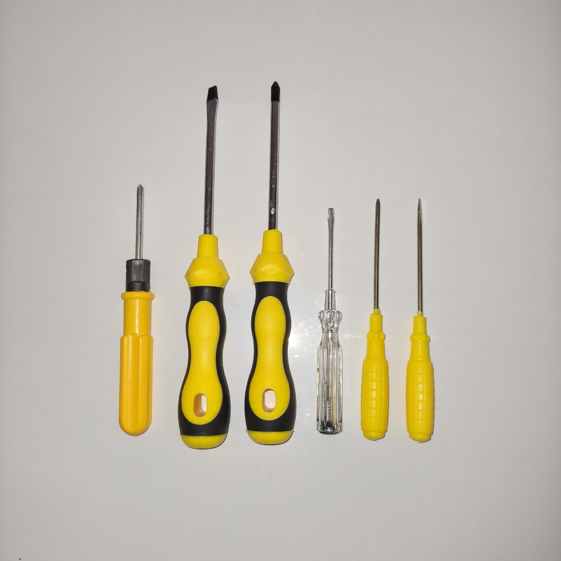 Factory explosions screwdriver 6-piece set of double suction card small corn screwdriver electric pen multi-function suit maintenance tool