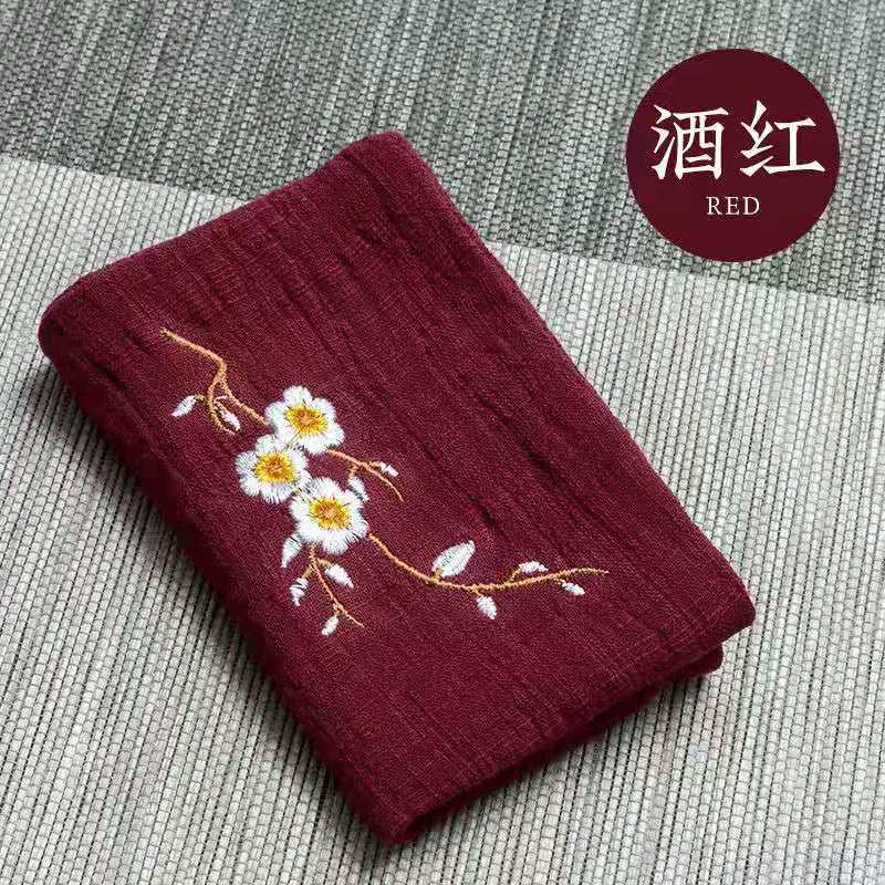 Wholesale Cotton and Linen Tea Towels Double-Layer Thickeneded Household Retro Absorbent Tea Cloth Individually Packaged Embroidered Tea Towel with Printed Logo
