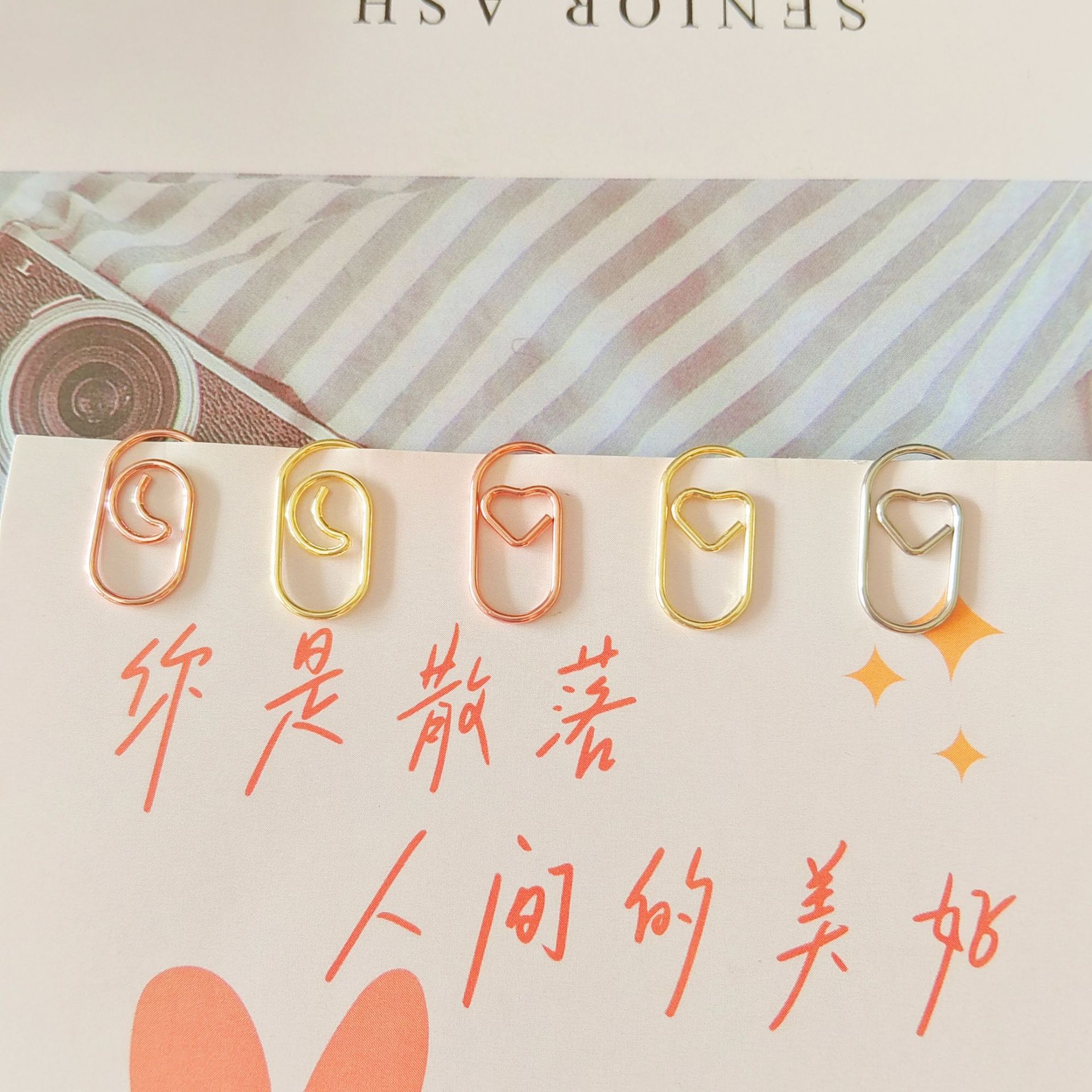 Mini small ordinary paper clip fingertip paper clip learning materials classification small assistant special-shaped paper clip paper clip
