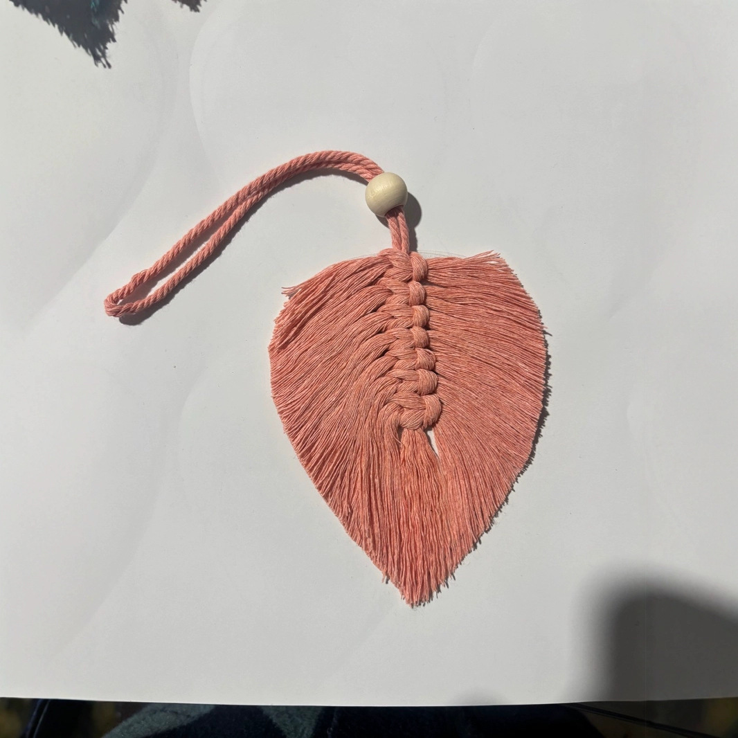 Cross-border hand-woven leaves Bohemian style single leaves multi-purpose homestay children's room background wall wall decoration