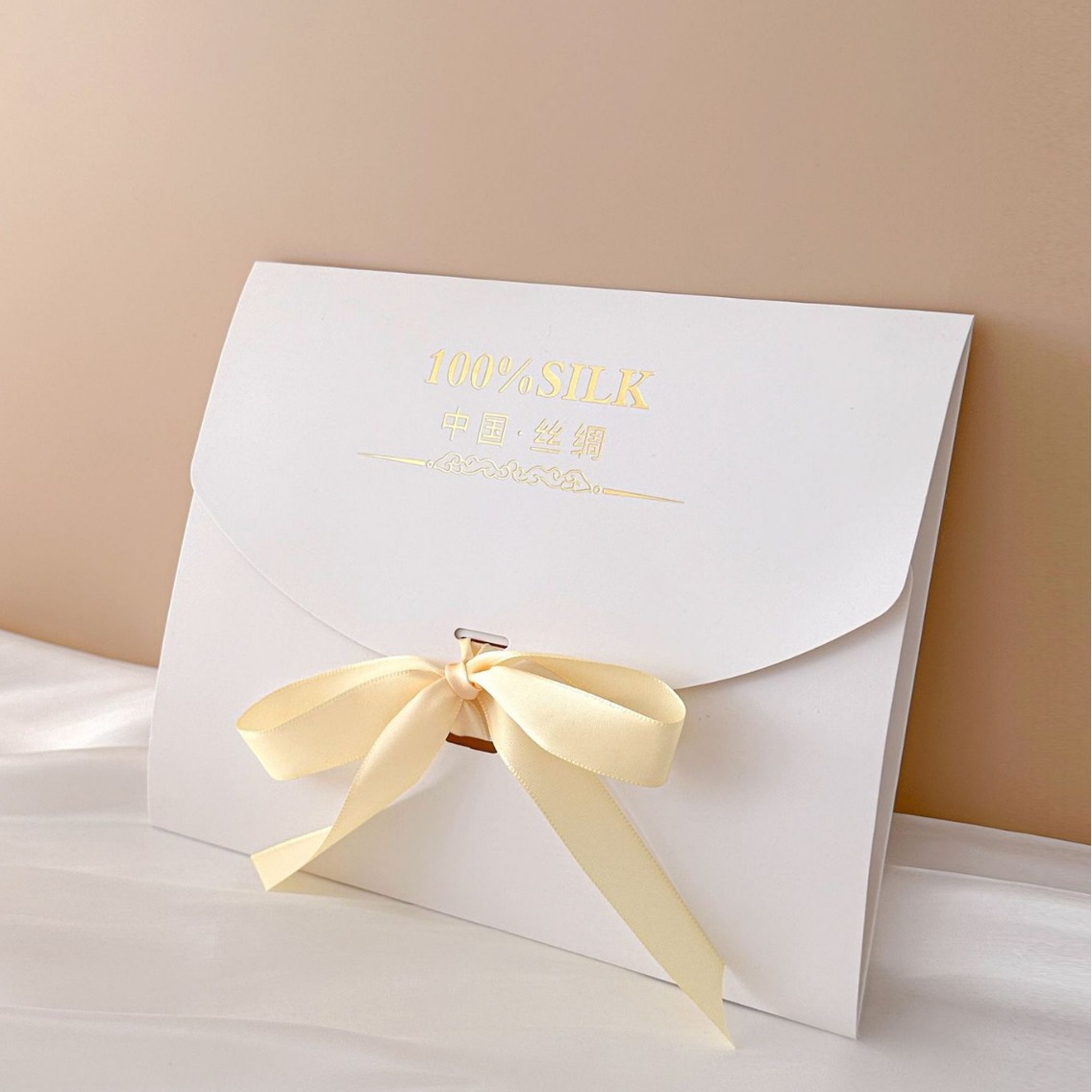 Beige Spring and Autumn Summer Mulberry Silk Scarf Women's Small Square Scarf Decorative Gift Small Scarf Scarf Champagne Gift Box