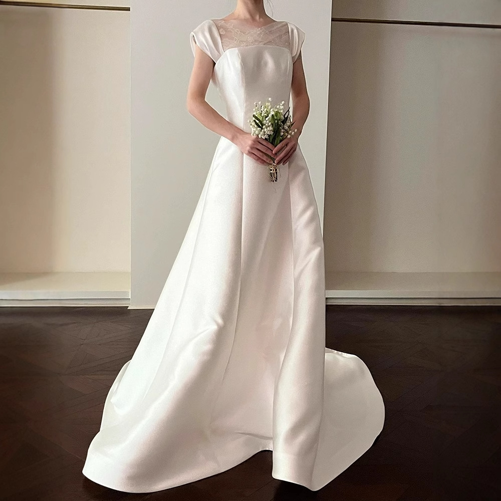 Korean Style White Light Wedding Dress 2025 New Simple Satin Small Tail Out Yarn Birthday Banquet Evening Dress