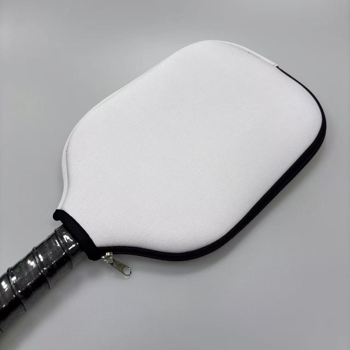 Factory direct in stock white waterproof diving material racket cover Peak racket protective cover Ping-Pong racket storage bag