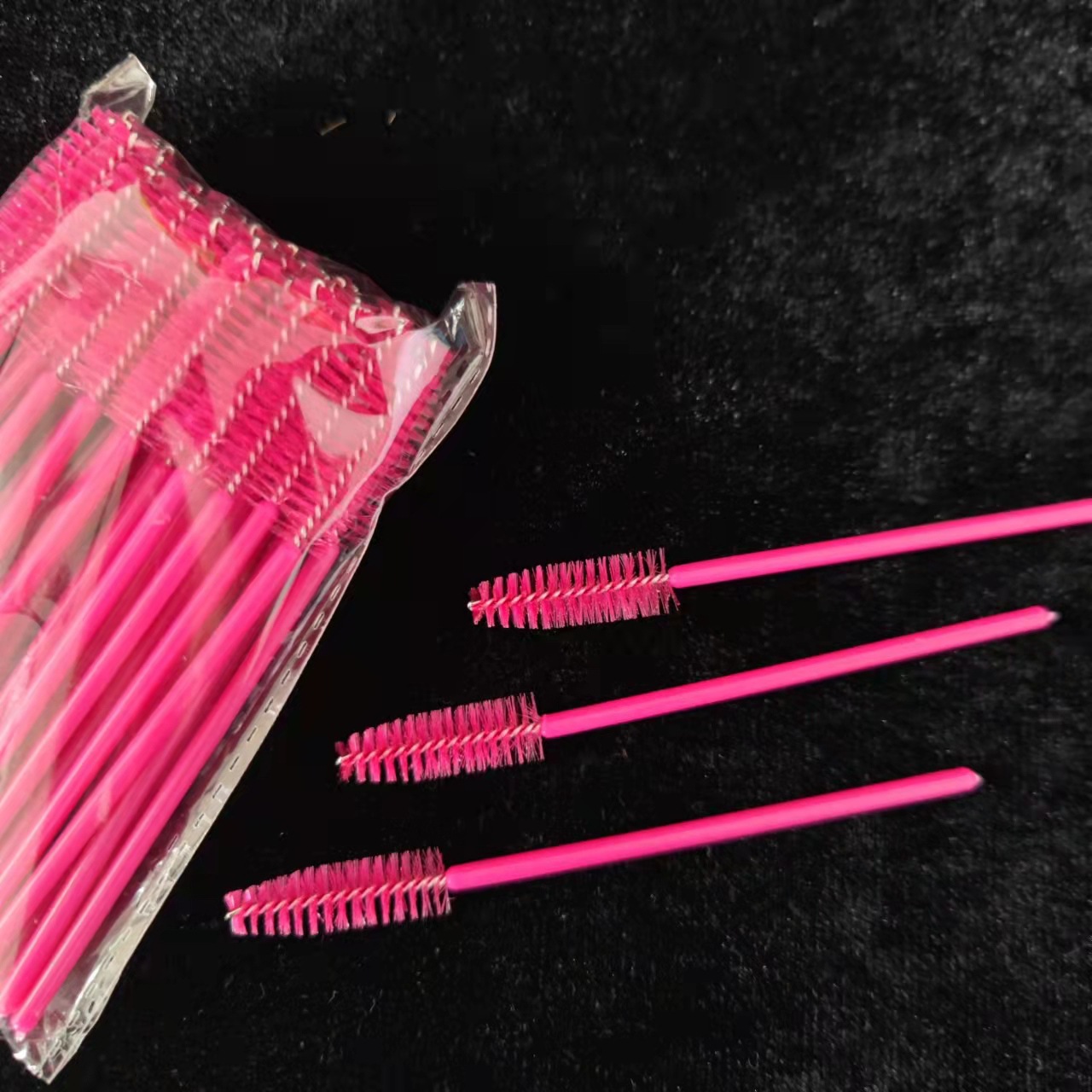 Disposable eyelash brush eyelash roll eyelash comb grafting eyelash tool color brush manufacturers batch