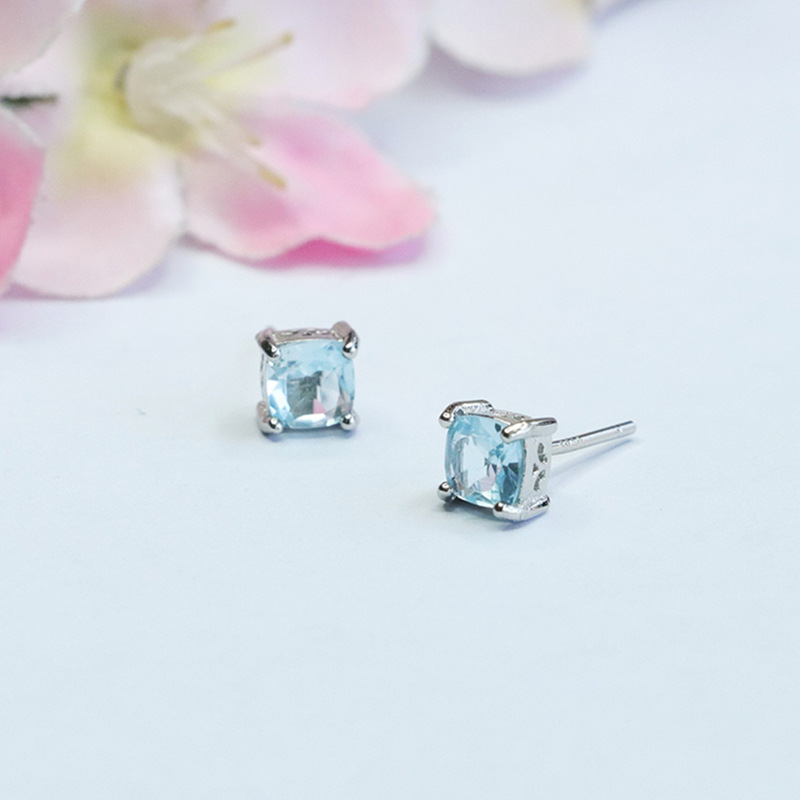 Yuyu S925 silver inlaid natural topaz earrings Swiss blue square earrings factory wholesale CB3042607