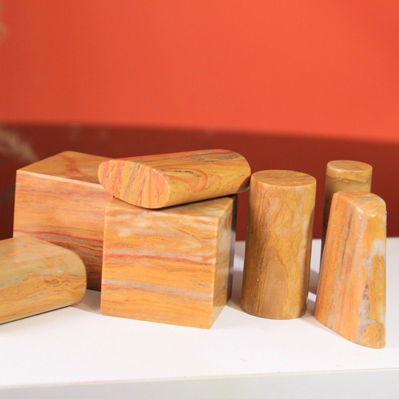 India wood grain stone practice chapter Shenmu seal stone seal material Shoushan seal stone yellow wood grain seal cutting seal material a generation of hair