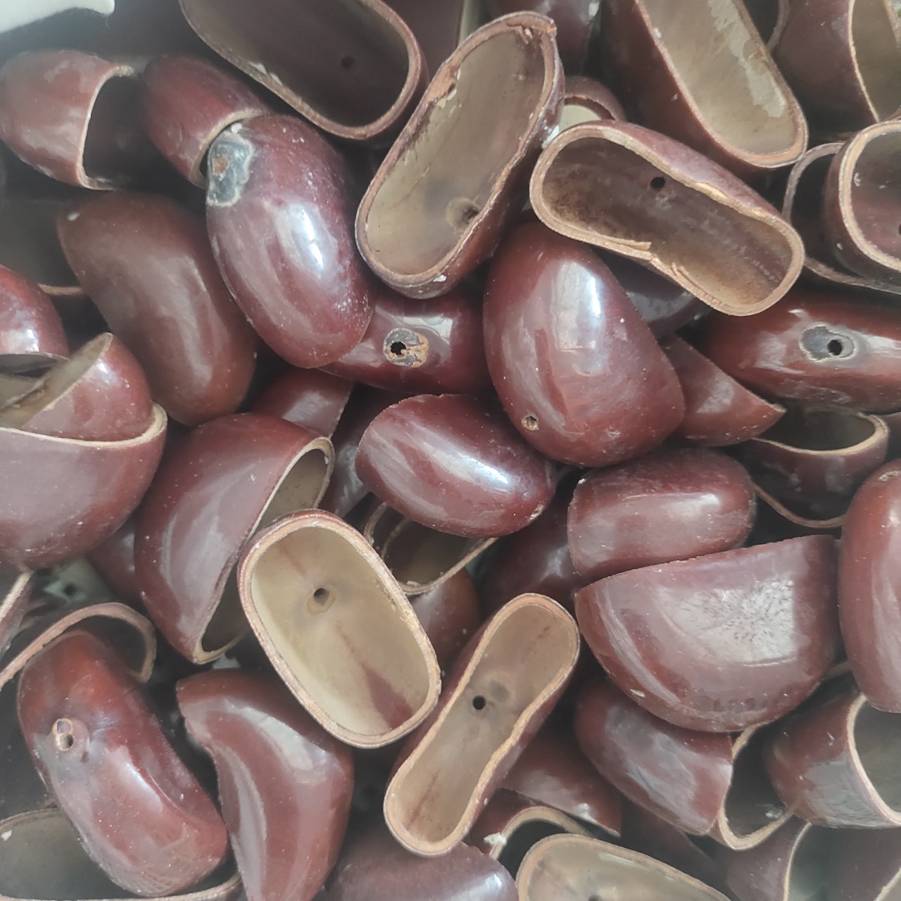 DIY Wind Chime Material Kit with Handmade Fruit Shells for Making Hand-Cranked Bells