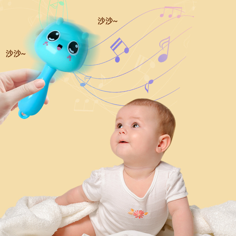 Hand-held bread Superman sand hammer hand rattle 0 to 3 months newborn rattle toddler toy baby soothing 9