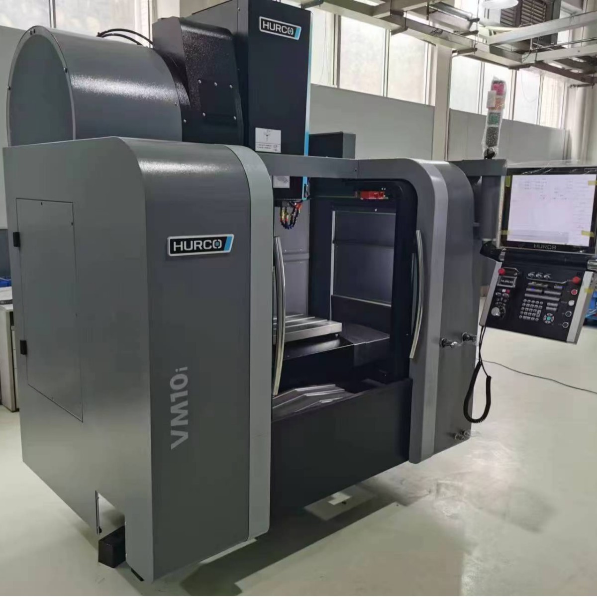 Трехосевой обрабатывающий центр Heck HURCO VM10i прямая поставка с завода