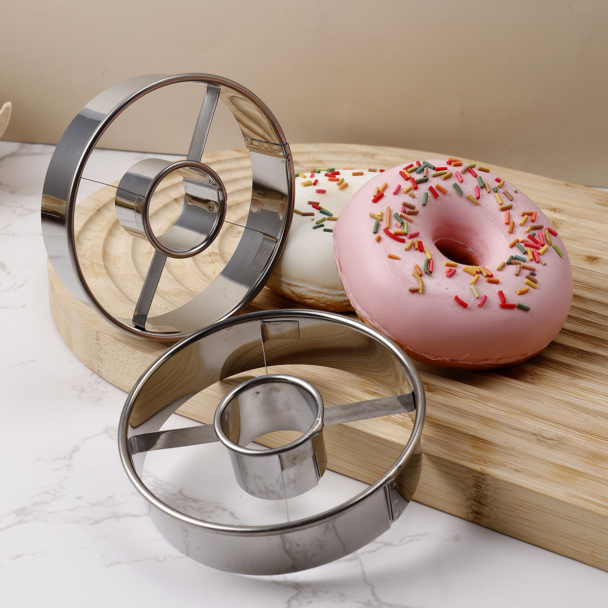 In stock 430 stainless steel donut mold kitchen baking mousse round cake cutting mold cookie biscuit mold