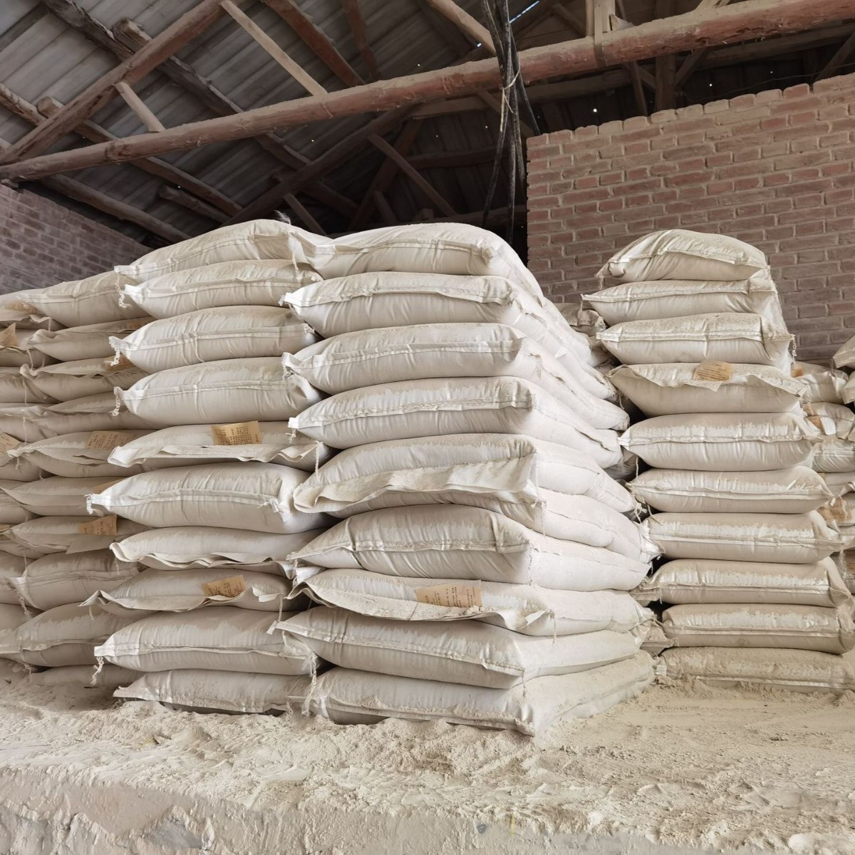 4A Oblique Zeolite Ammonia-Absorbing Zeolite Powder Wetland Zeolite Granules Market Breeding Zeolite Ball Activated Ball Environmental Protection