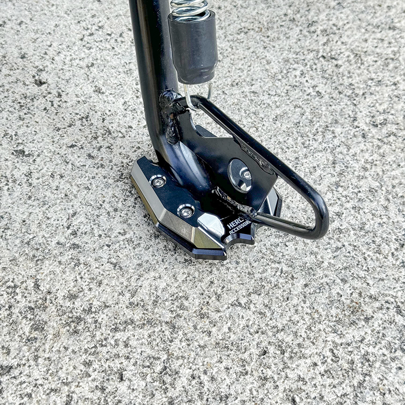 Suitable for 20-25 Yamaha Nmax155 Aluminum Alloy Cnc Side Support Pads Nmax Side Ladder Foot Pads