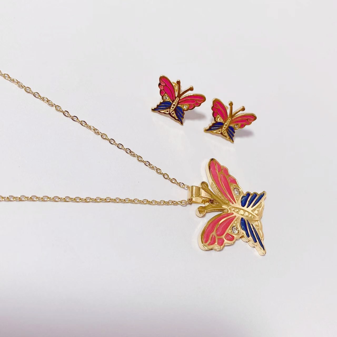 Titanium Steel Color-Preserving Necklace Clavicle Chain Women's Elegant Fashion High-Quality New Necklace Earrings Set Family