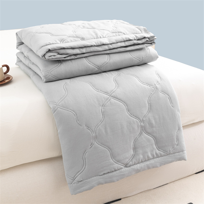 Air Conditioning Quilt Summer Cool Quilt Machine Washable Summer Single and Double 2025 New Summer Student Dormitory Thin Quilt Cross-Border