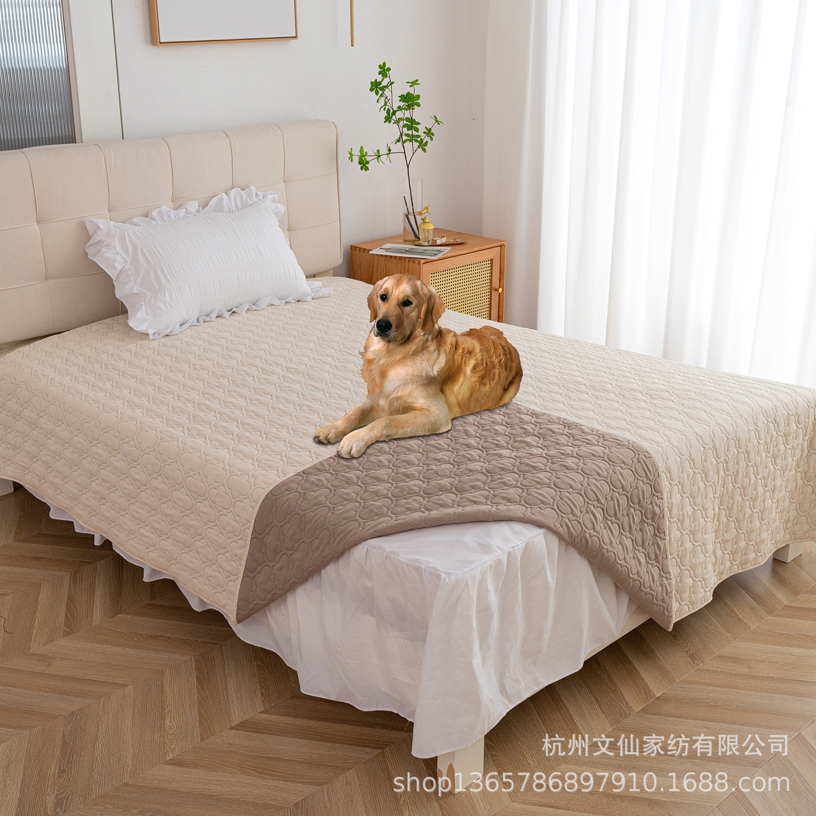 Cross-border Amazon Ultrasonic Quilted High-end Four Seasons Universal Sofa Cushion Waterproof Non-slip Pet Sofa Bed Sofa