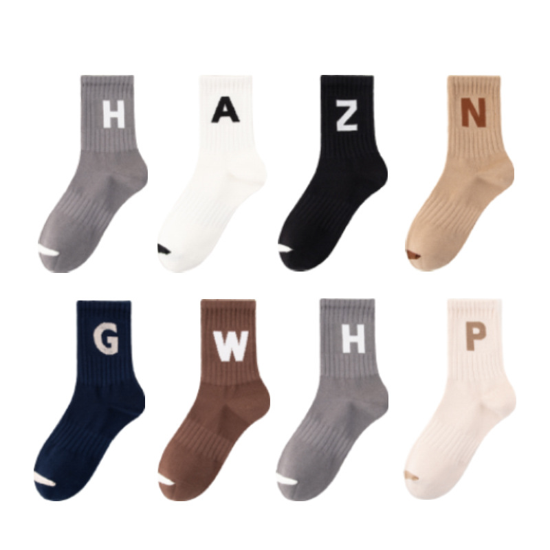 Customized Mid-Calf Socks for Men in Autumn and Winter, Simple Letter Style Cotton Couple Sports Sweat-Absorbent and Deodorant Stockings