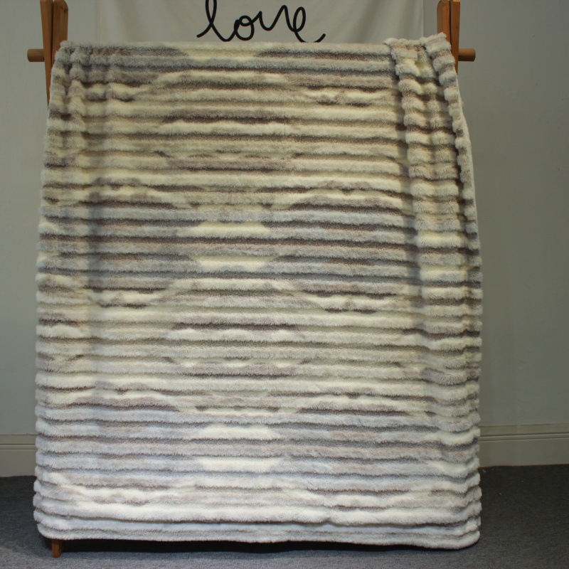 Manufacturer Customized Printed Rainbow-Colored Imitation Rabbit Fur Teddy Velvet Blanket Flannel Imitation Rabbit Fur Can Be Customized Plus Cotton Quilt