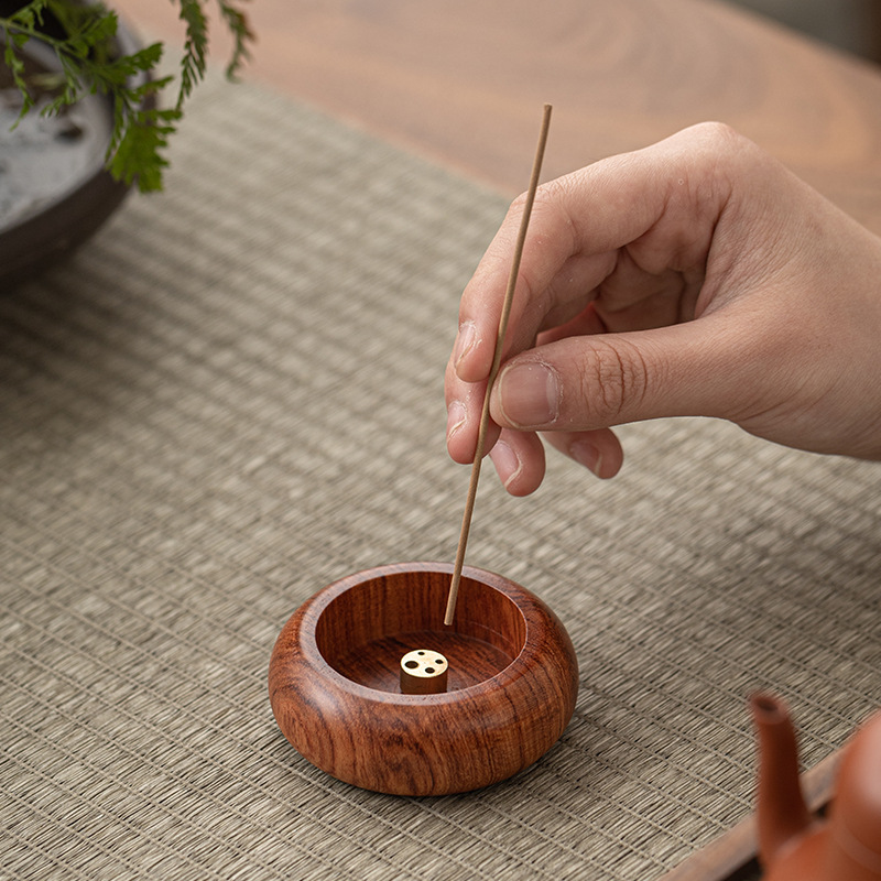 Solid Wood Chinese Style Incense Insertion Pillow Zen Platform Incense Seat Home Living Room Sandalwood Incense Burners Black Walnut and Pear Wood