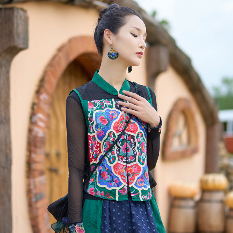Ethnic style women's clothing heavy-duty old embroidered vest multi-color patch small stand collar embroidered short vest waistcoat small outer wear