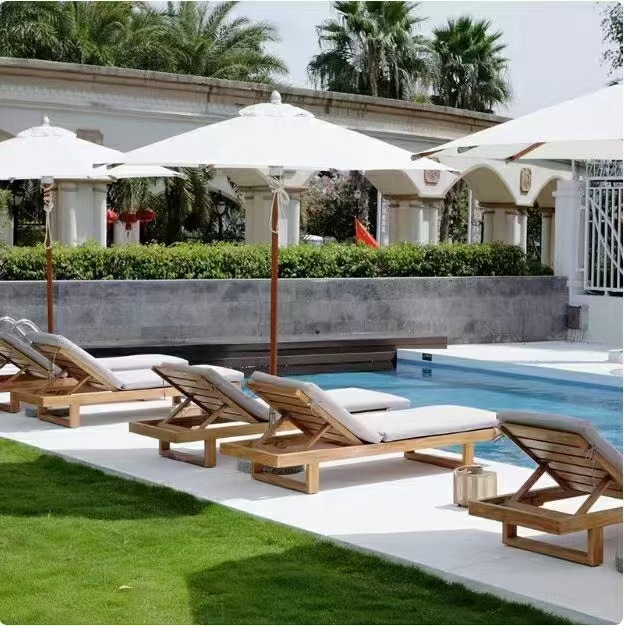 Outdoor Seaside Swimming Pool Leisure Solid Wood Beach Chair Outdoor Teak Lounge Chair Folding Chair Villa B&B Courtyard Factory