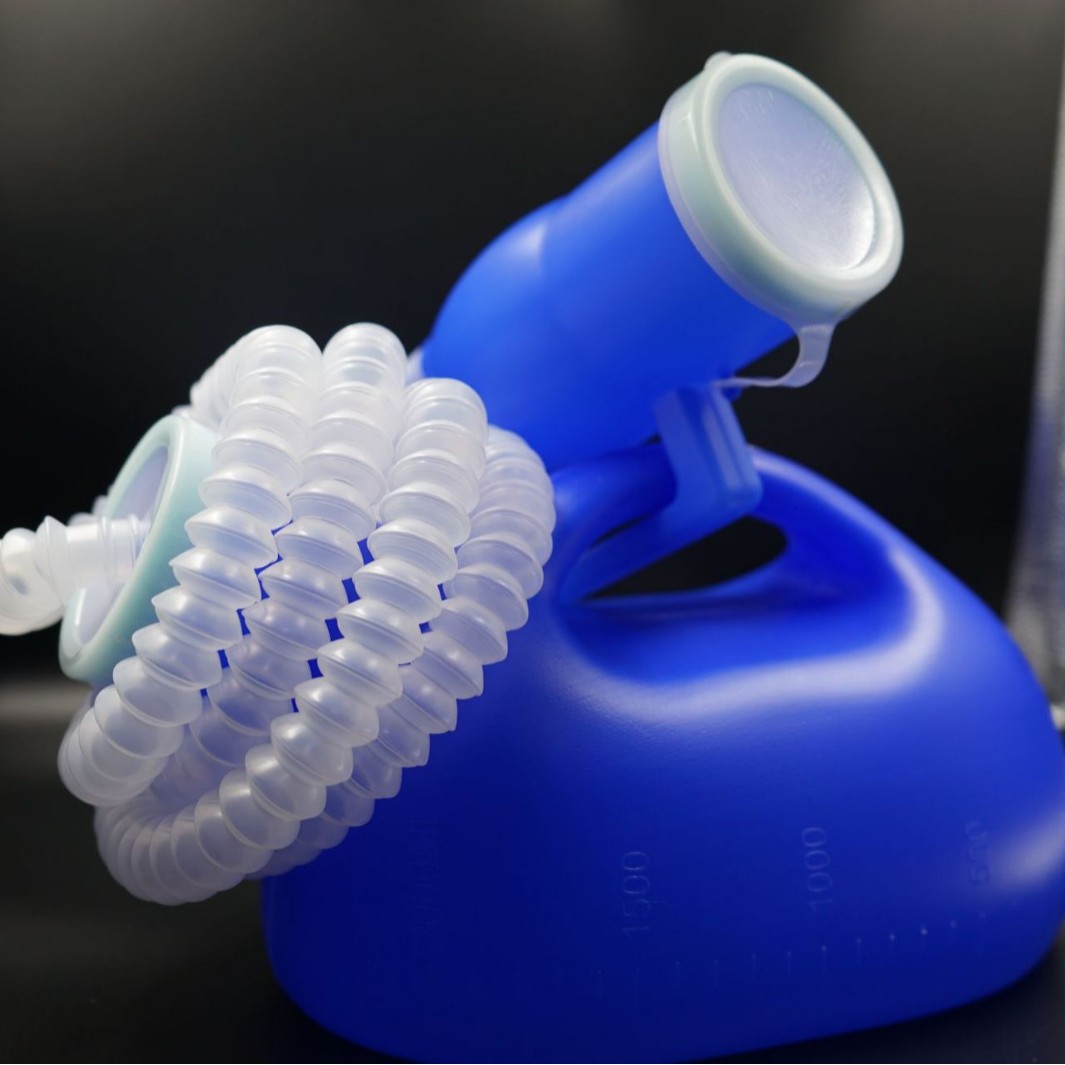 Source factory wholesale men's potty potty thickened potty with lid with non-slip ring odor-free support generation