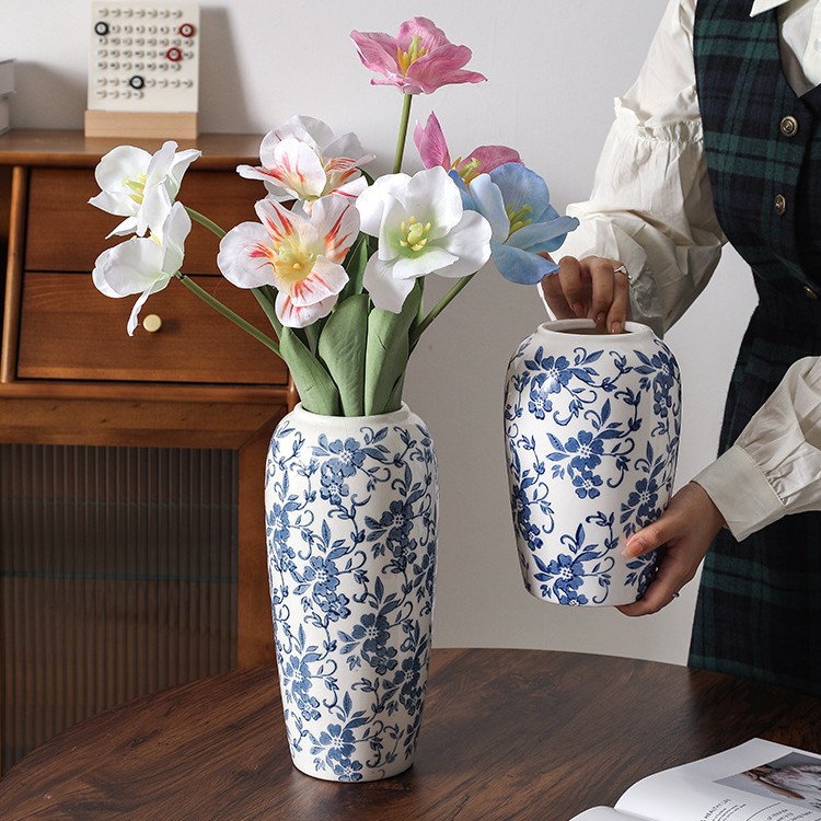 New Chinese Style Advanced Sense Blue and White Porcelain Vintage Vase Ceramic Creative Flower Ornaments Living Room Hallway Decorations
