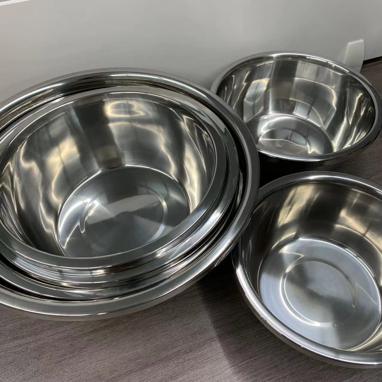 Stainless Steel Basin Multi-purpose Basin Canteen Soup Bowl Household Vegetable Basin Noodle Bowl Rice Bowl Basin Soup Basin Baking Egg Basin