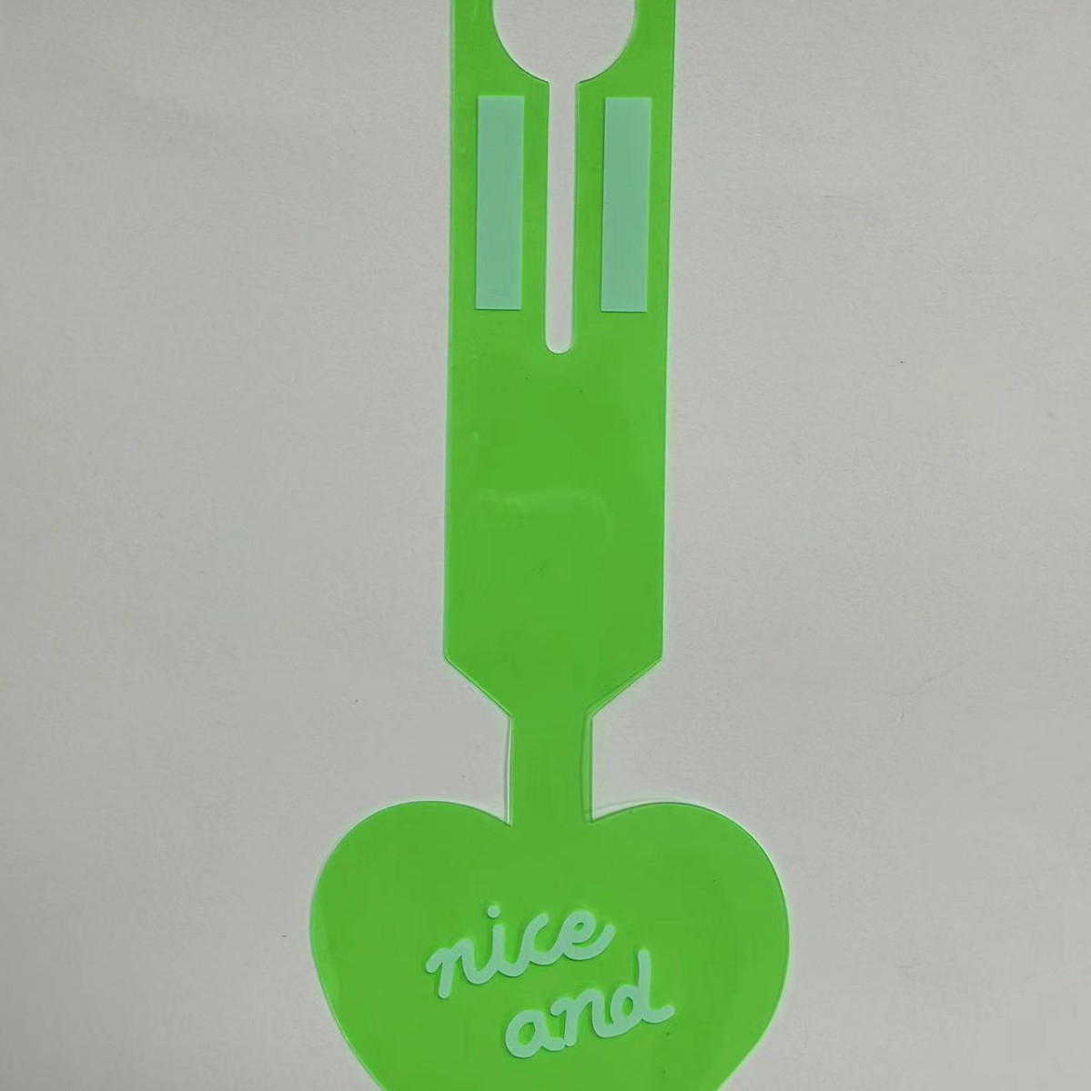 Fluorescent Luggage Tag Ins Style Heart-Shaped Tag Boarding Pass Checked Suitcase Anti-Loss Label Identification Tag Customization