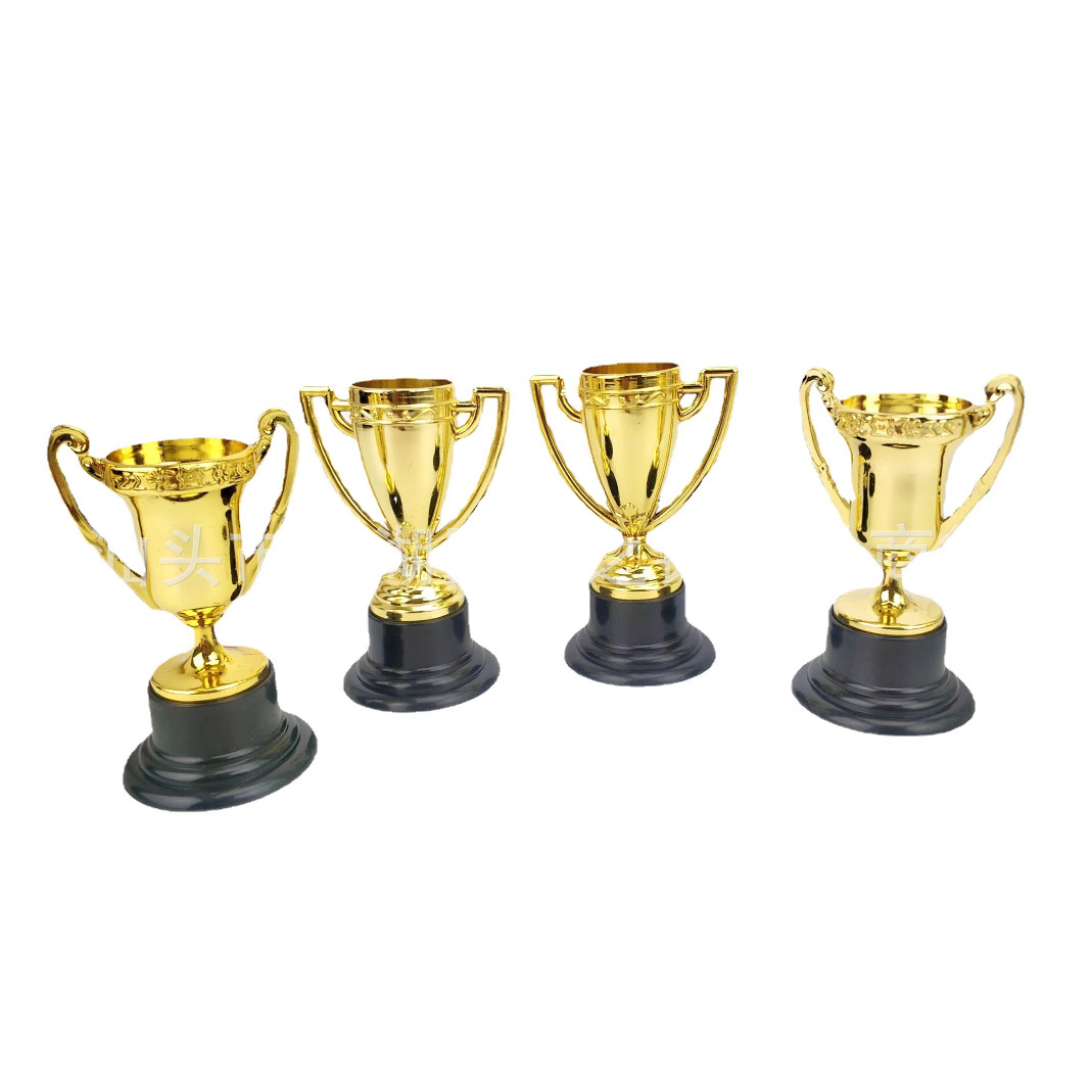 Cross-border Specializes in Plastic Toy Trophy Kidsren's Mini Toys Medal Trophy Holiday Party Small Toys