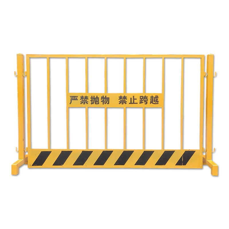 Customizable Construction Site Construction Fence, Safe Construction Guardrail, Mesh Vertical Pipe Punching Plate, Construction Site Pit Guardrail