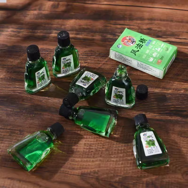 Fengyoujing Cooling Oil, an Old Brand, Refreshes the Mind, Repels Mosquitoes and Relieves Itching, Students Use It to Prevent Sleepiness and Motion Sickness While Driving
