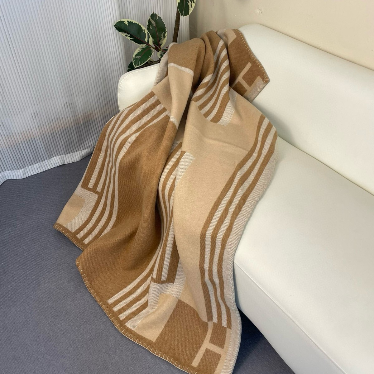 H字母小时代同款轻奢重磅羊毛羊绒毛毯毯子披肩沙发毯家居毯客厅