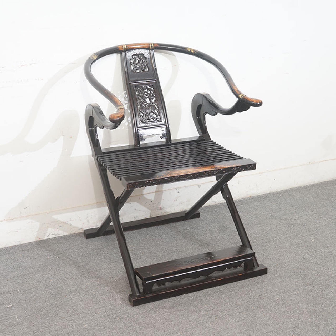 Трехпредметный комплект складного стула в китайском антикварном стиле, ретро, потертый, плюшевый стул, классический предмет эпохи Мин и Цин, красное дерево