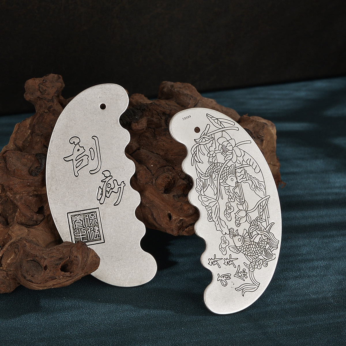 Factory direct scraping jewelry fashion trend annual fish peony Phoenix pendant birthday gift for elders