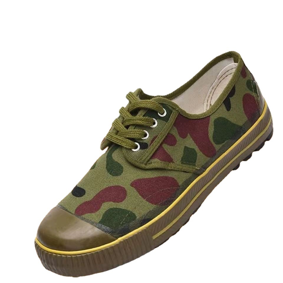 Breathable Non-Slip Liberation Shoes Wholesale Men's and Women's Farmland Yellow Ball Rubber Shoes Construction Site Work Sneakers Large Spike Labor Protection Shoes