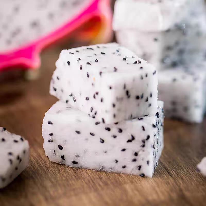 Fresh Vietnamese White Dragon Fruit Seasonal Tropical Fruit Direct from Origin Whole Box Free Shipping