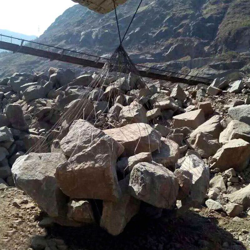 Flexible High-Strength Alloy Mesh Bag Manufacturer Hoisted Steel Wire and Stone Cage Mesh Bag to Fill the Sea and Flood Prevention Special Stone Mesh Bag