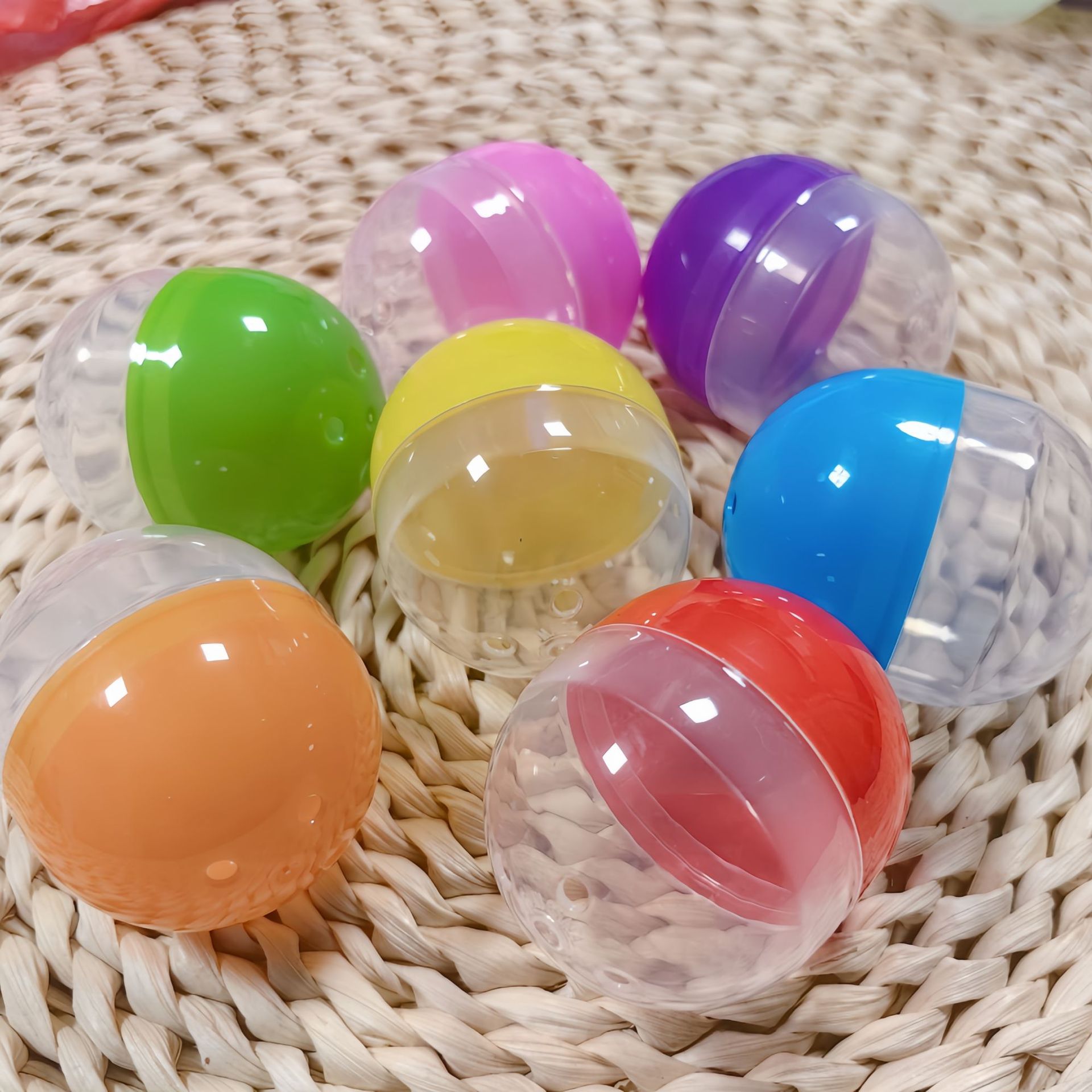 Factory wholesale 48*56mm oval twist shell fun twist transparent Macaron catch doll lucky surprise