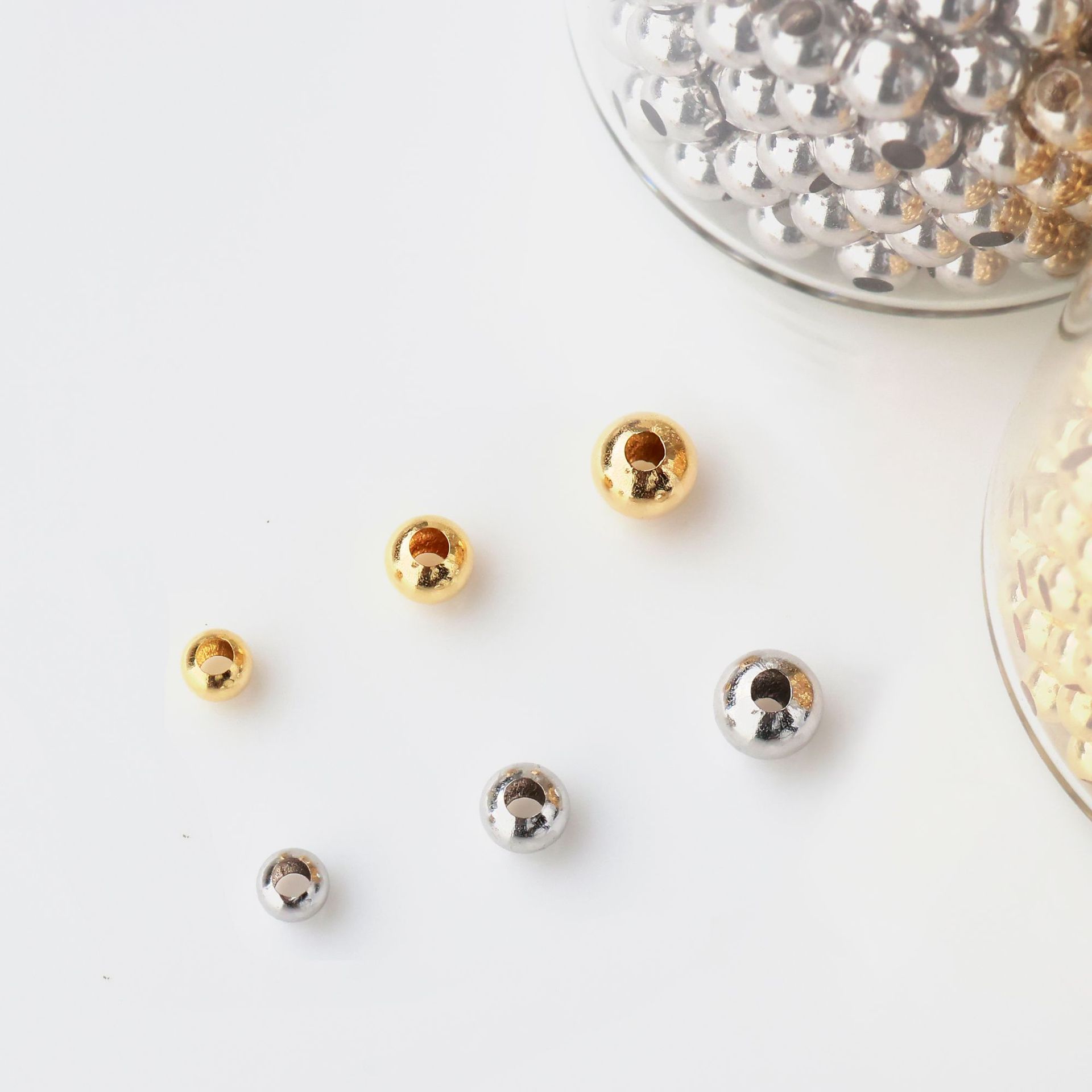 18K Gold Glossy Small Gold Beads Au750 Light Plate Gold Beads Accessories DIY Accessories Factory Direct Sales Wholesale