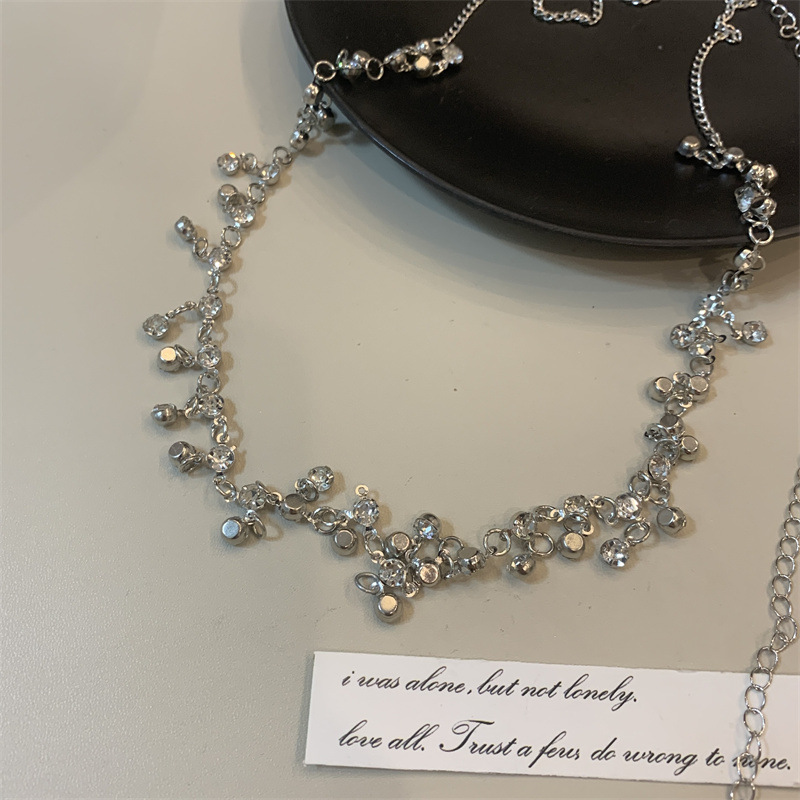 Tassel rhinestone waist chain Women's 2023 Summer new fashion simple hot girl decorative body chain