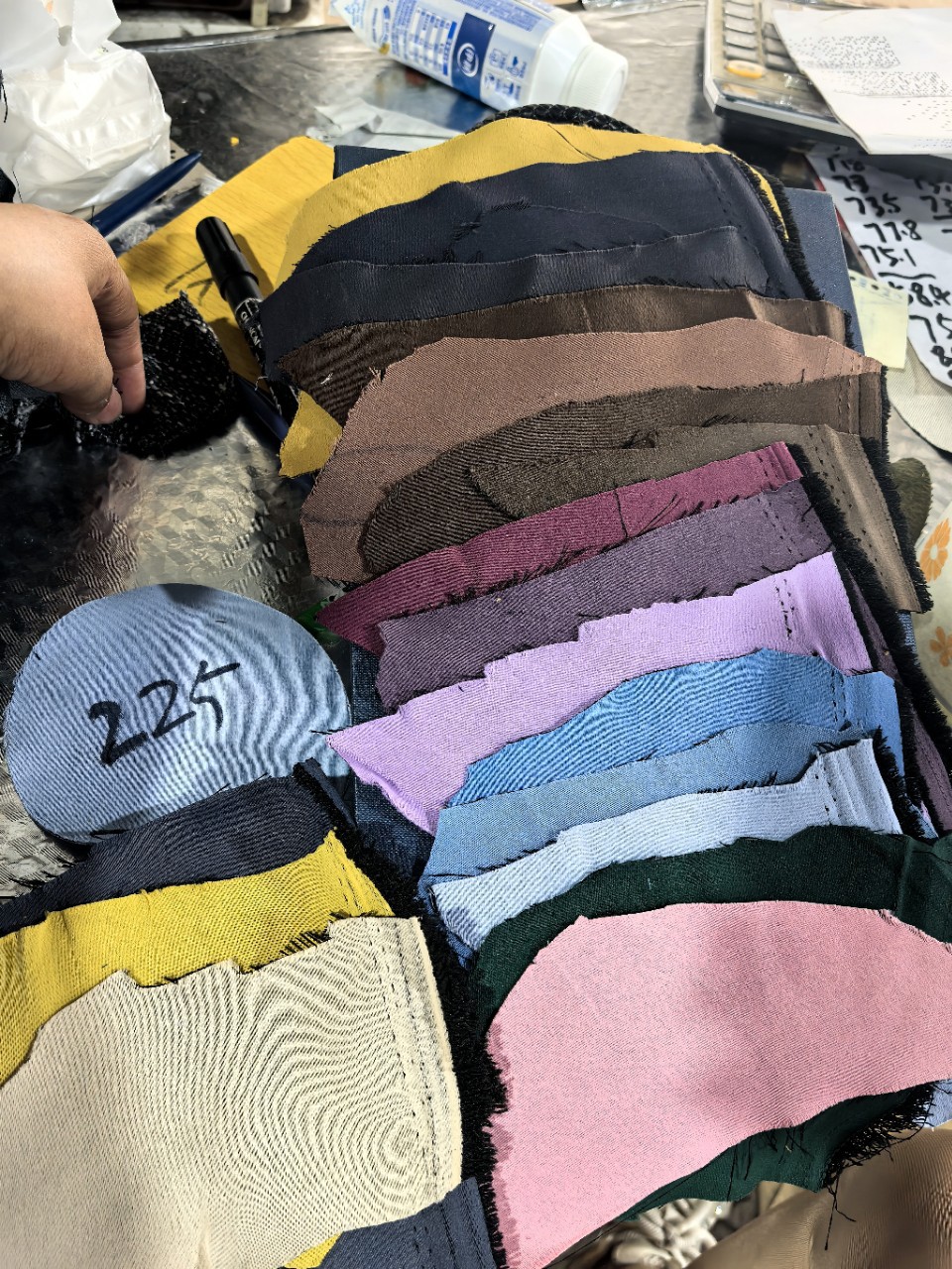 Кросс-бордерная электронная коммерция, запасы тканей для штор, специальная переработка, оптовая поставка, запасы текстильной фабрики, матовая высокоточная ткань