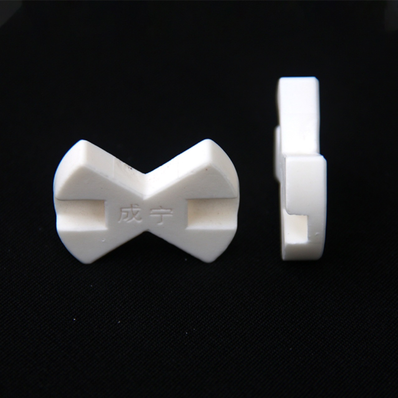 Manufacturers produce customized ceramic water valve pieces of various specifications, mirror polished ceramic pieces, faucets, reverse ceramic pieces