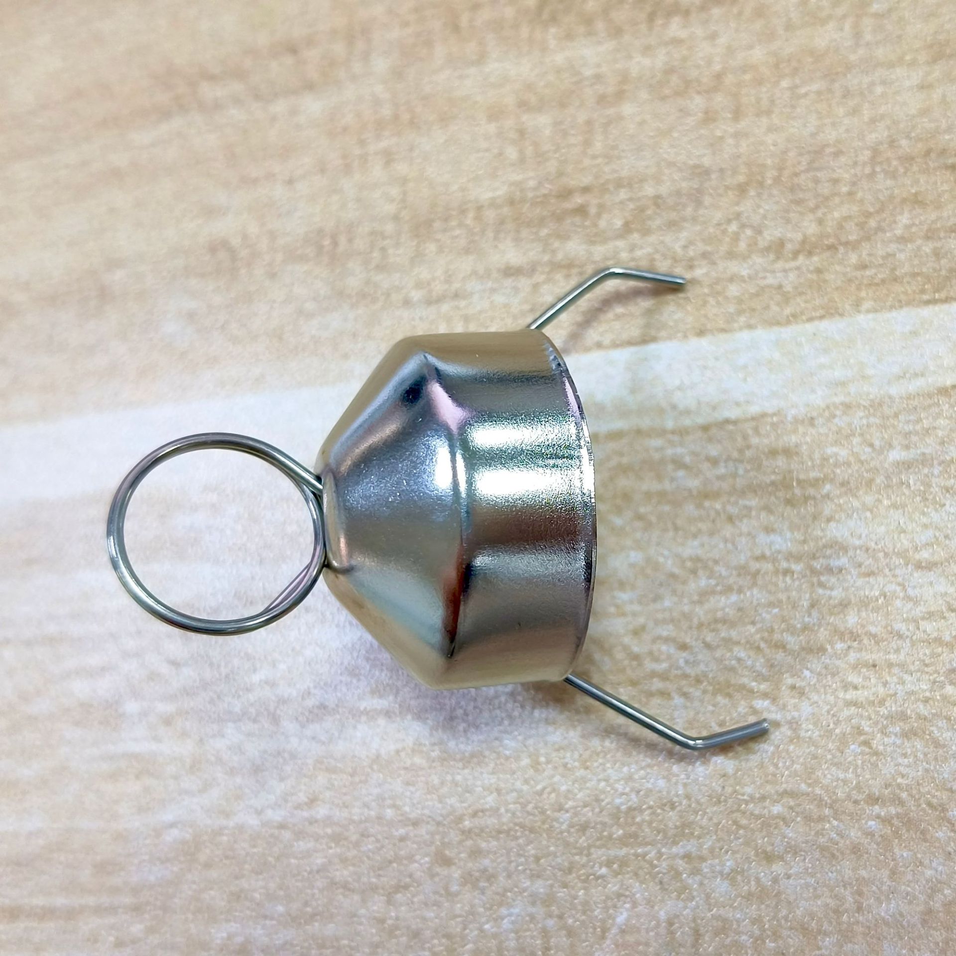 Christmas hardware accessories Christmas tree glass ball electroplated iron cap card ceramic ball gift cover PET lamp head cover