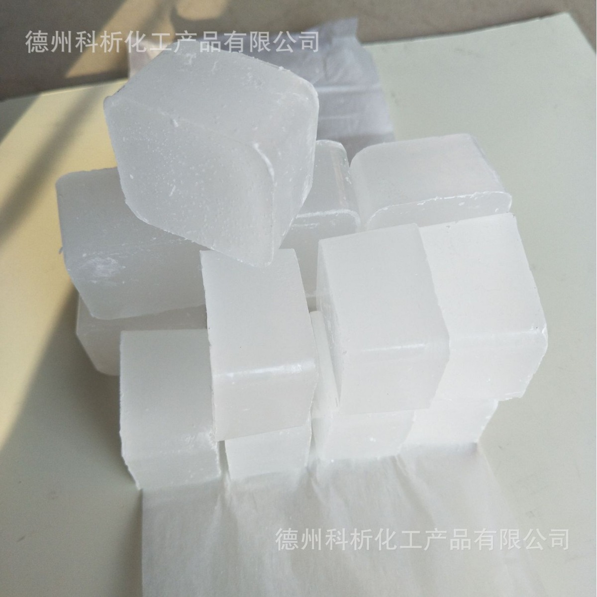 Sliced ​​Paraffin Sliced ​​Paraffin 500g 60-62 ℃   Shanghai Huayong Factory Direct