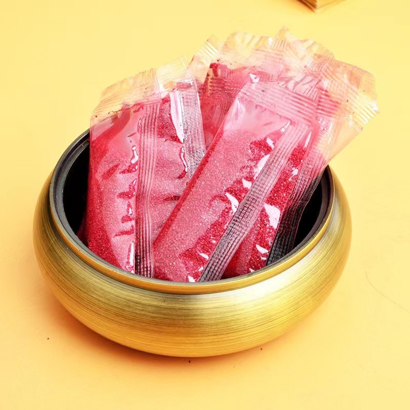 Yiwu Senshe Manufacturer Wholesale Imitation Cinnabar Red Sand Bagged Keychain Accessories Powder Granules Red Sand Fine Powder for Crafts