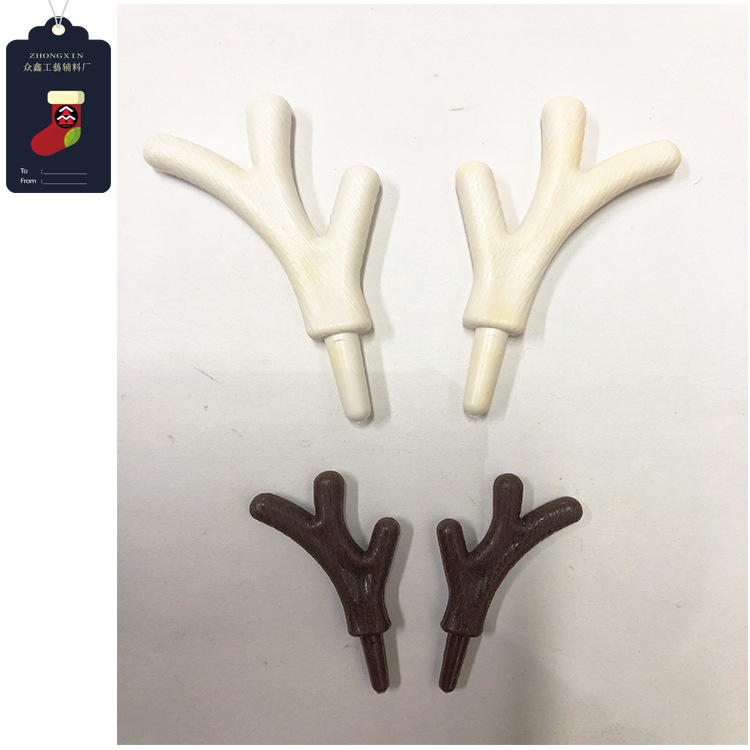 Manufacturers sell Christmas crafts snowman accessories snowman doll branches plastic tree branches Christmas antlers DIY