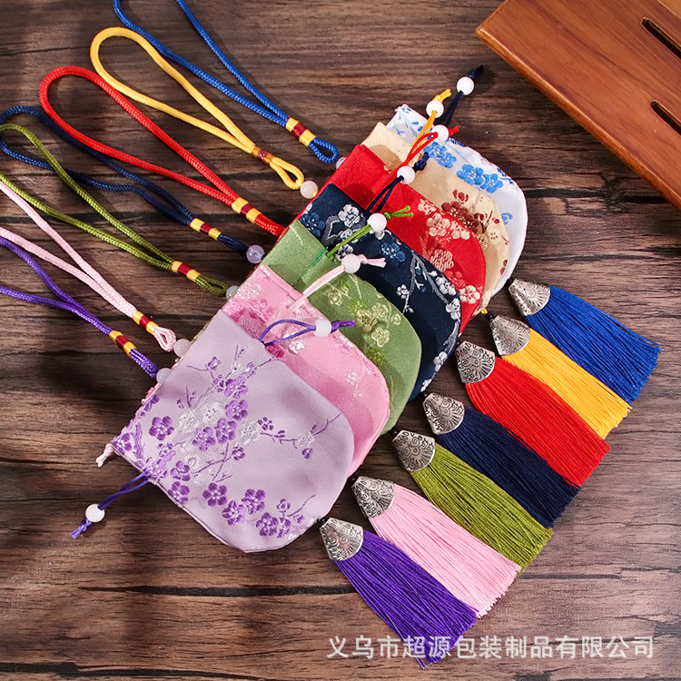 Dragon Boat Festival sachet sachet empty bag carry-on embroidery car pendant sachet Children Baby fetal hair mosquito repellent lavender