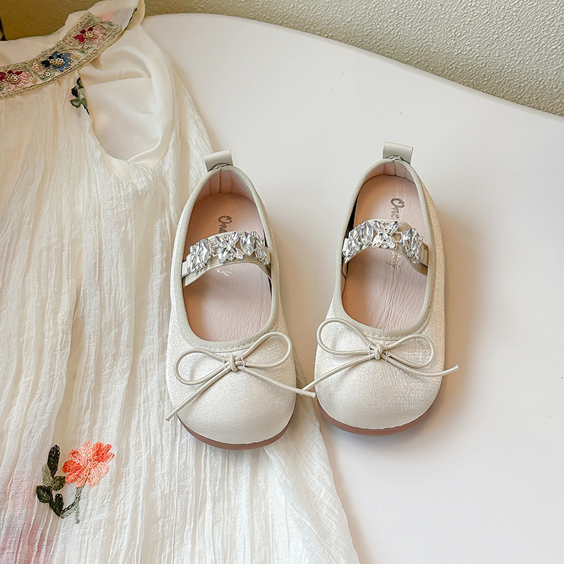 Girls Satin Princess Shoes 2025 Spring New Rhinestone Small Leather Shoes French Fashion Elegant Shoes